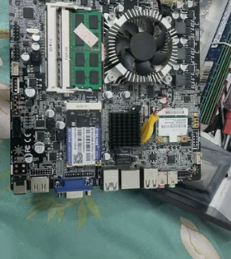 一体机主板 AMD/A8-3500MCPU...