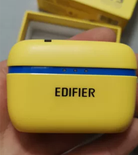 漫步者 W3 小黄人耳机充电盒 几乎全新只...