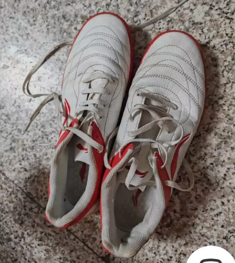 李宁男鞋43码 感兴趣的话点“我想要”和我...