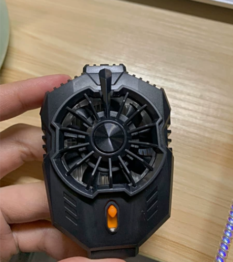 黑鲨同款半导体散热器冰封散热背夹手机散热器...