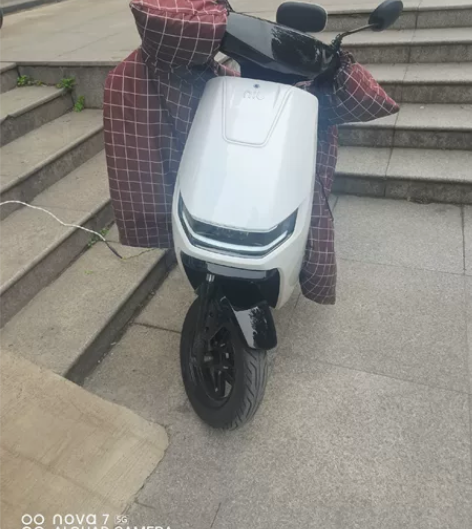 刚买不到半个月，小牛电动G6T动力版，原车...