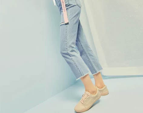 阔色春夏韩版女九分乞丐破洞直筒浅色蓝色牛仔...