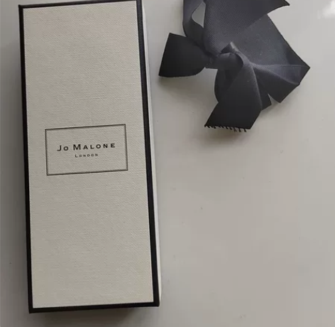 祖马龙鼠尾草与海盐古龙淡香水，年会抽奖所得...