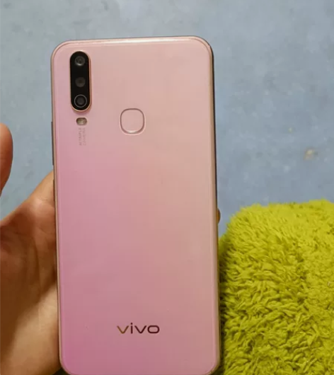 二手vivo Y3手机 朋友换新机帮忙挂的...