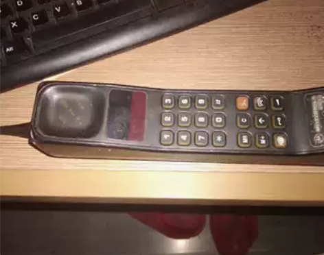 摩托罗拉大哥大 模拟手机 MOTOROLA...