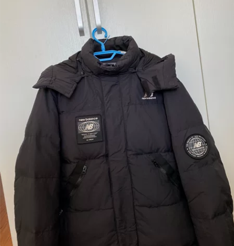 NB 新百伦徽章魔术贴 连帽款 /羽绒服 ...