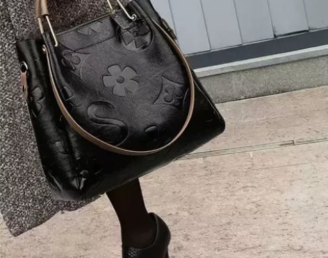 香港正品女士包包大气女包斜挎包女大容量水桶...