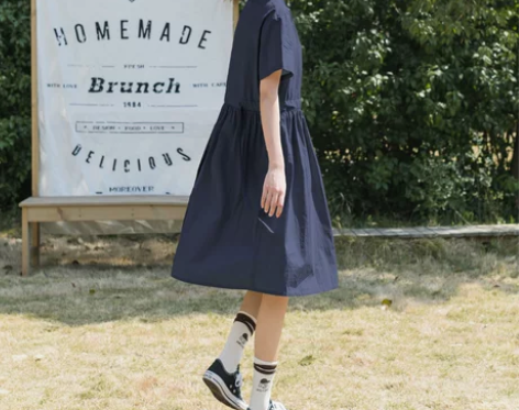 【活动价】裙子女夏2019新款收腰港风可爱...