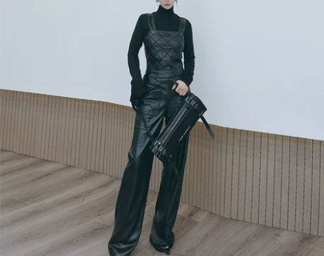 迪丝嫚苓黑色背带裤2021秋冬新款连体裤阔...