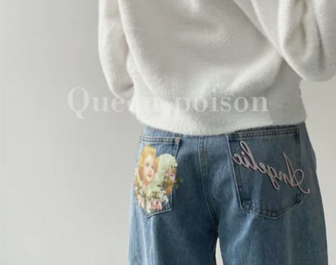 周洁琼同款复古口袋小天使印花水洗牛仔裤高腰...