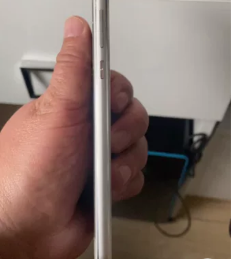 自用荣耀8，几乎没有划痕，一直都戴套使用，...