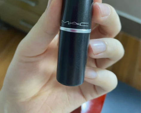 MAC口红 感兴趣的话点“我想要”和我私聊...
