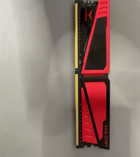 十铨火神 ddr4 2400 内存,无任何...