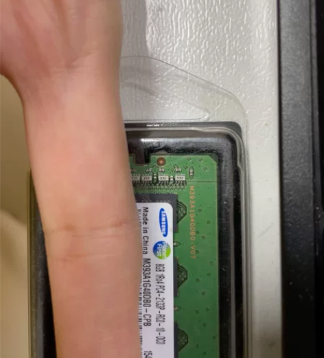 三星内存8gb 1rx4 pc4-2133...