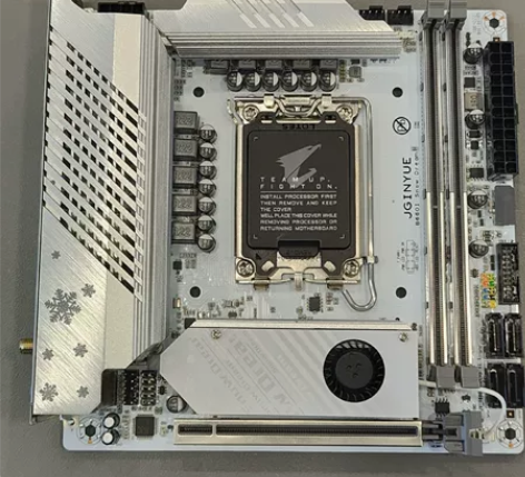 精粤 b660i 主板 功能全部正常最便宜...