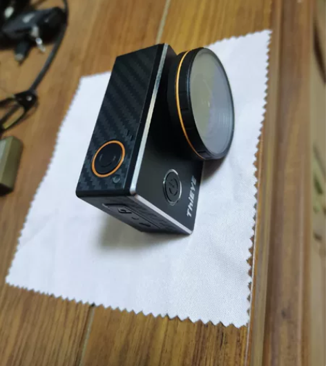 高清运动相机，一台做工精致帅气、用料十足让...