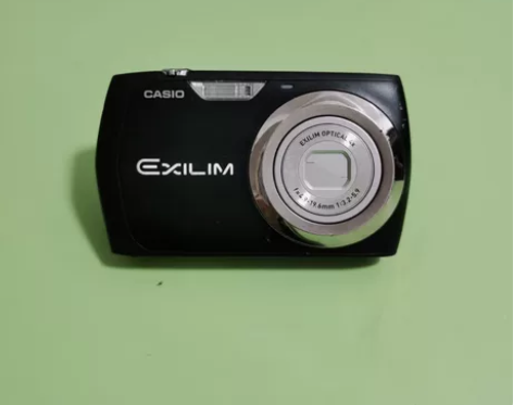 卡西欧S8美颜相机。1210万像素四倍光学...