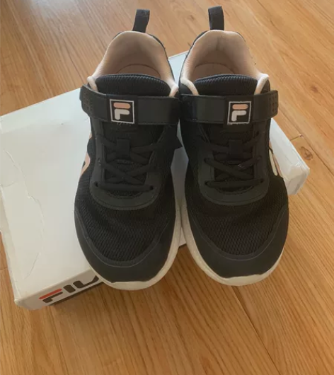 斐乐超轻童鞋35码 特别轻软的一款就像没穿...