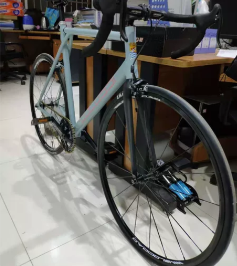 死飞自用，前段时间打球十字韧带撕裂，根本骑...