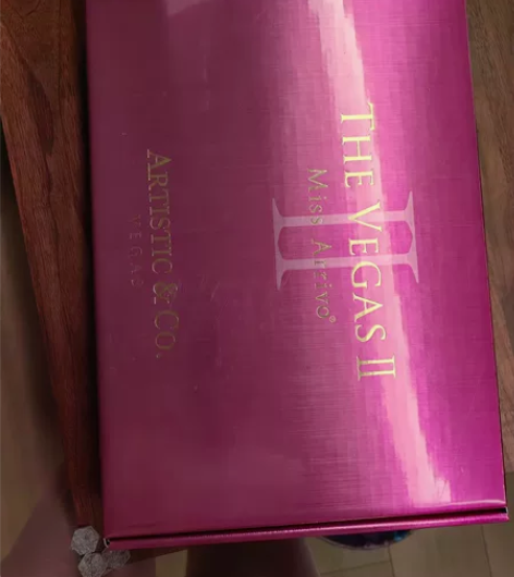 宙斯美容仪小尖刀二代 全新未使用 天猫国际...