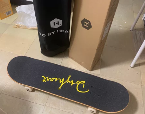 DBH 滑板 喜怒无常黄4.0?? 全新！...