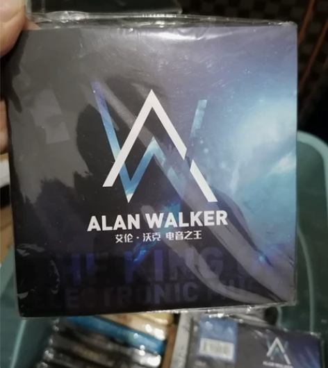 alan walker艾伦沃克专辑正版cd...