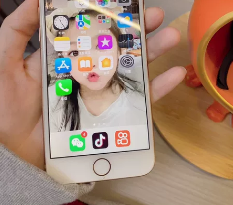 Apple/苹果 iPhone 8 小孩自...
