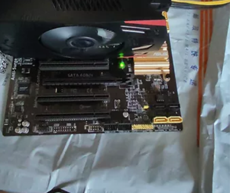 金士顿三代内存ddr3 16g（8×2）1...