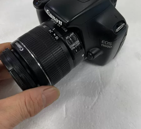 佳能1100单反相机套机,98新,配18-...
