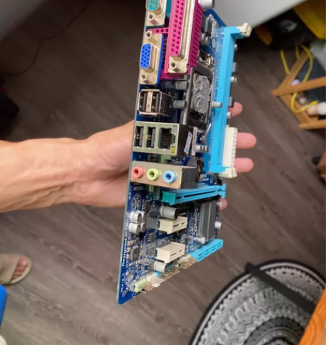 技嘉 H61M-DS2主板 有挡板 支持...