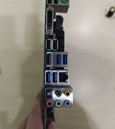 微星z170 krait gaming 银...