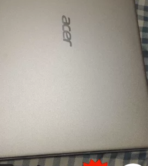 宏碁蜂鸟笔记本。个人学习用很爱惜，爽快的来...