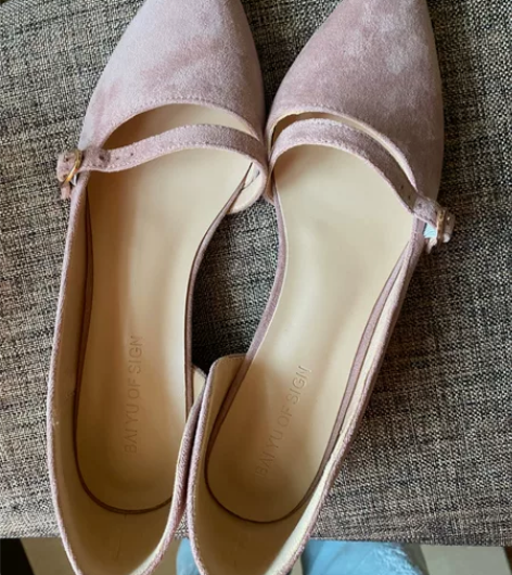 粗跟单鞋女尖头2020春季新款中空搭扣百搭...