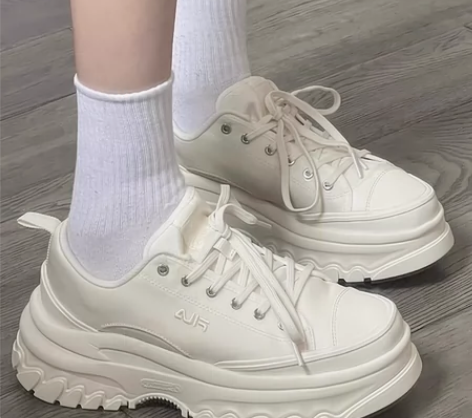 Fila 斐乐 Lava 低帮运动鞋 女款...
