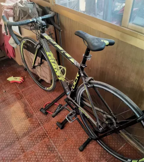 捷安特自行车公路车ocr 2800，很久没...