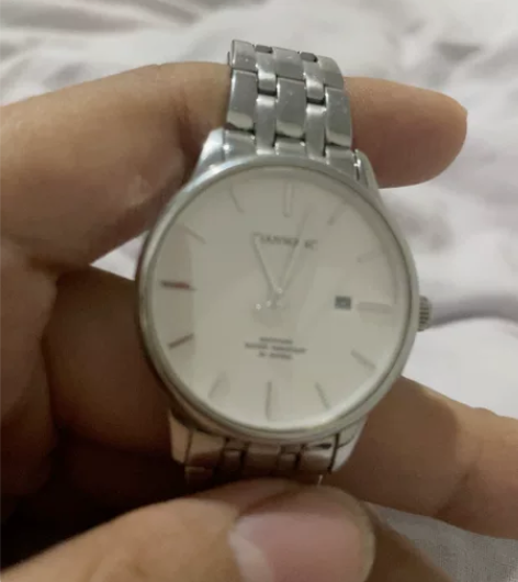 天王手表女 专柜一千多购入