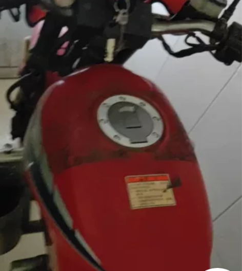 鹏城牌125摩托车 超亮LED大灯,前后真...