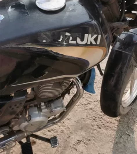 铃木骏驰125摩托，两万公里，没有任何杂音...