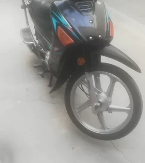 豪爵喜运弯梁摩托车一辆闲置无用换钱一共跑了...