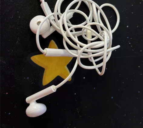 华为原装耳机，nova4替换下来，无任何问...