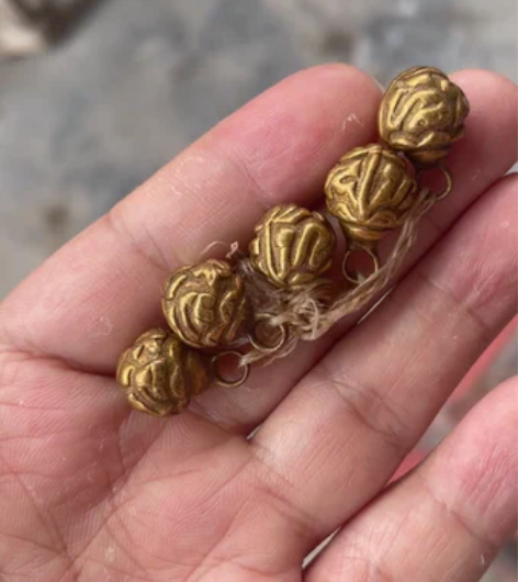 清代高浮雕鎏金铜钮扣一套,工艺漂亮,一看就...