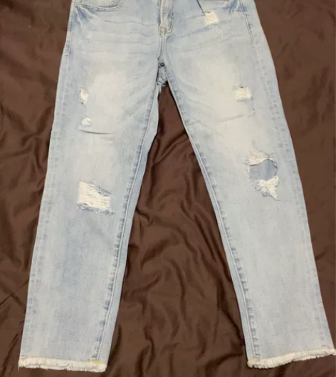 森马 男破洞牛仔裤 31码  腰围82 裤...