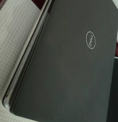 两台笔记本，因为家里买了新的笔记本所以这两...