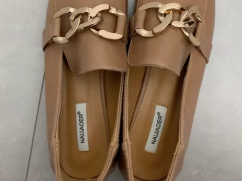 全新女士休闲鞋单鞋39码，便宜出 感兴趣的...