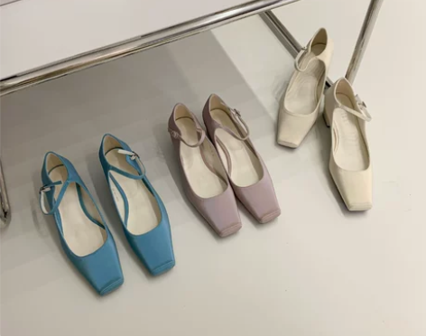 锁住温柔 方头浅口单鞋女2022年新款春季...