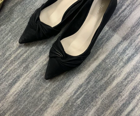 尖头高跟鞋单鞋女鞋真皮 感兴趣的话点“我想...