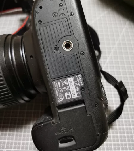 佳能5D3配24-70一代红圈，有一个ke...