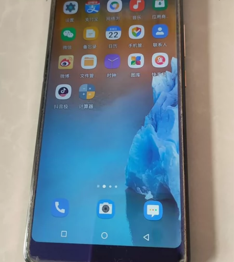 诺基亚7plus自用一手出售，664G内存...