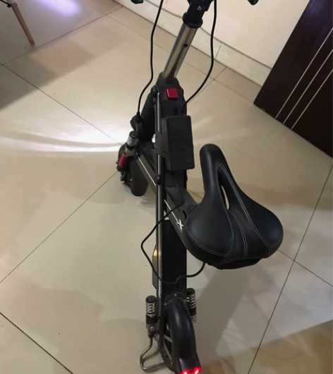 正步专卖店购买，几乎全新，只骑过两三次。上...