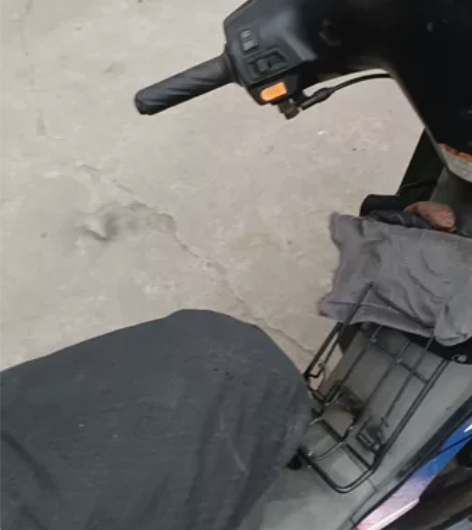 二手豪爵喜运摩托车，裸车无手续。发动机灯光...
